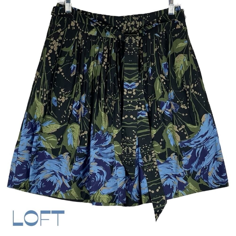LOFT Navy Blue Green Gold Floral Pleated Full Skirt NWOT Size 4P